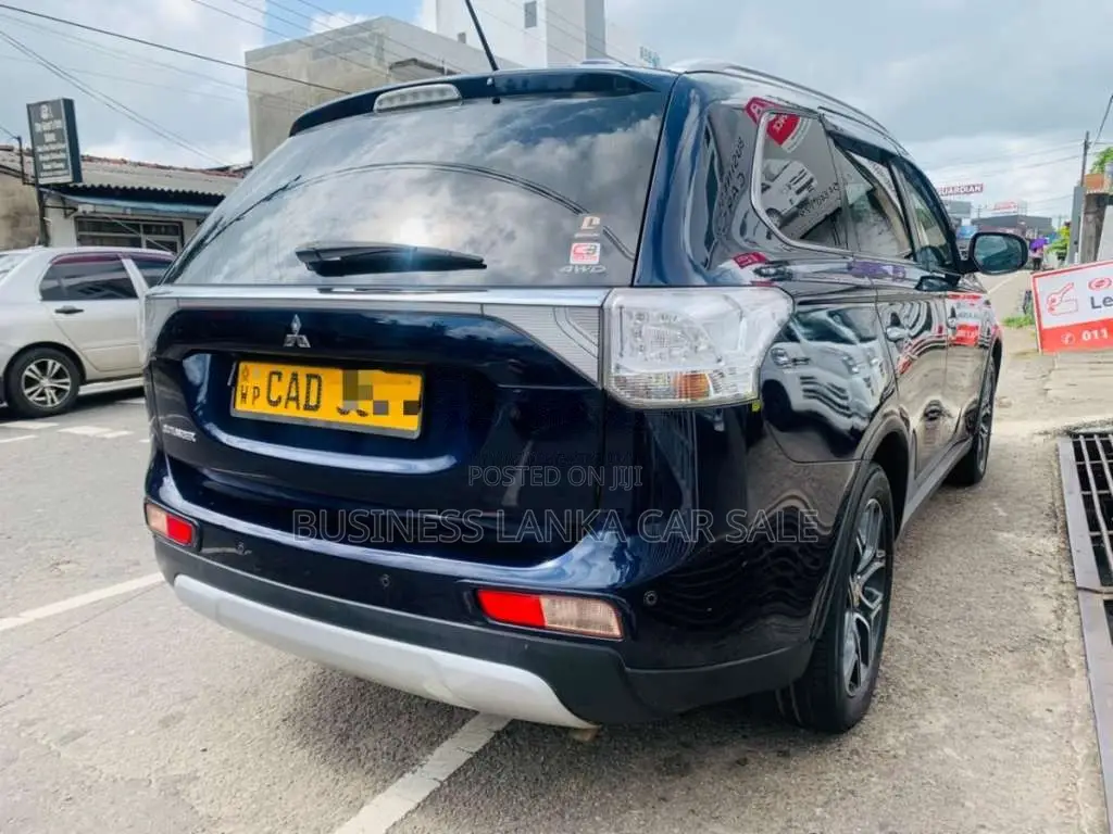 Mitsubishi Outlander 2014 SUV (Used)