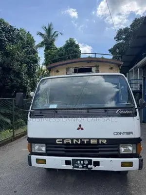 Mitsubishi Canter 1983 Lorry (Used)