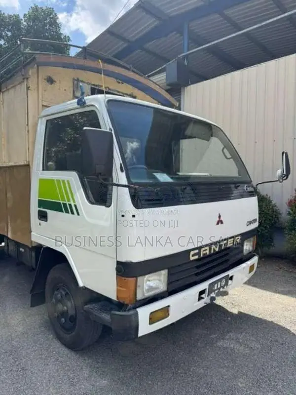 Mitsubishi Canter 1983 Lorry (Used)