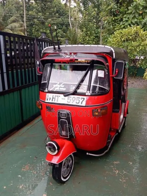 Bajaj 2 Stroke 2004 Three Wheel (Used)