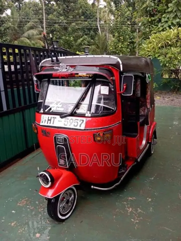 Bajaj 2 Stroke 2004 Three Wheel (Used)