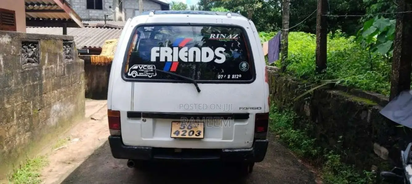 Isuzu Fargo 1990 Van (Used)
