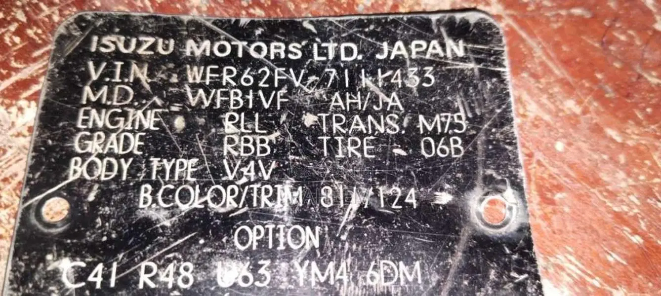 Isuzu Fargo 1990 Van (Used)