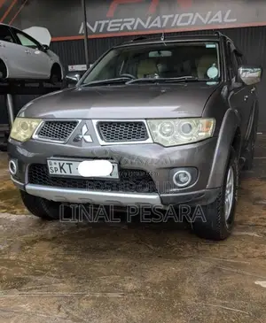 Mitsubishi Montero Sport 2012 SUV (Used)