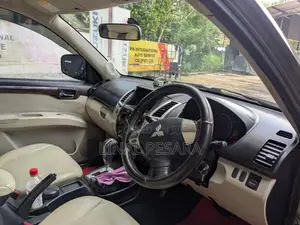 Mitsubishi Montero Sport 2012 SUV (Used)