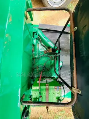 Bajaj 4 stroke 2011 Three Wheel (Used)