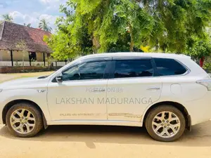 Mitsubishi Outlander 2016 SUV (Used)