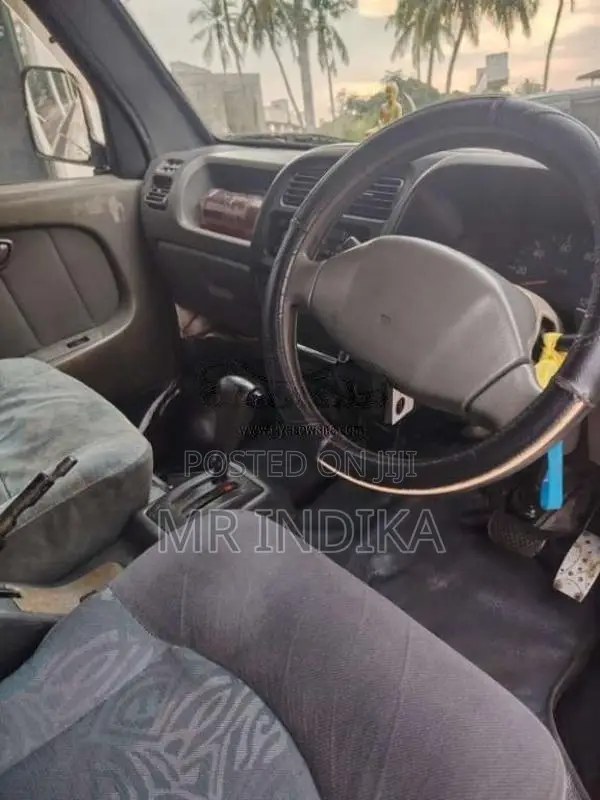 Suzuki Every 2004 Van (Used)