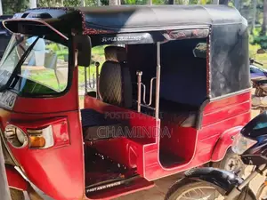 Bajaj 4 Stroke 2011 Three Wheel (Used)
