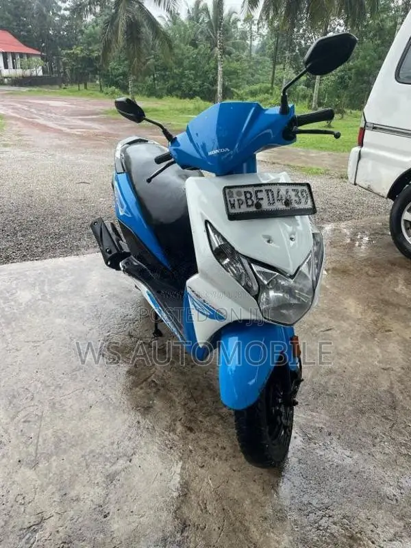 Honda Dio 2017 Motorbike (Used)