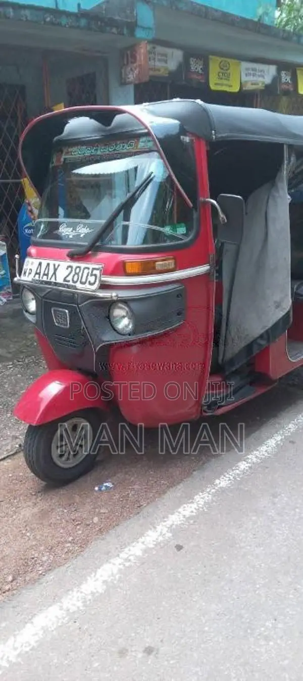 Bajaj Re 2015 Three Wheel (Used)