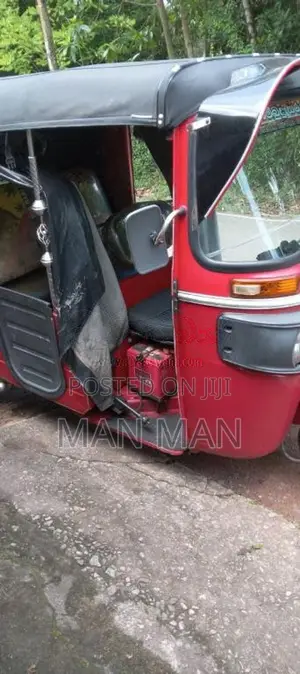 Bajaj Re 2015 Three Wheel (Used)