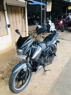 TVS Apache 2016 Motorbike (Used)