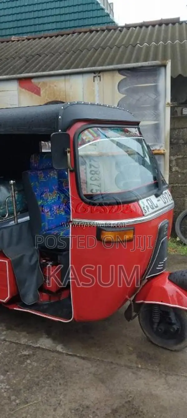 Bajaj RE 2007 Three Wheel (Used)