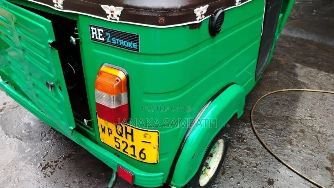 Bajaj 2 stroke 2006 Three Wheel (Used)