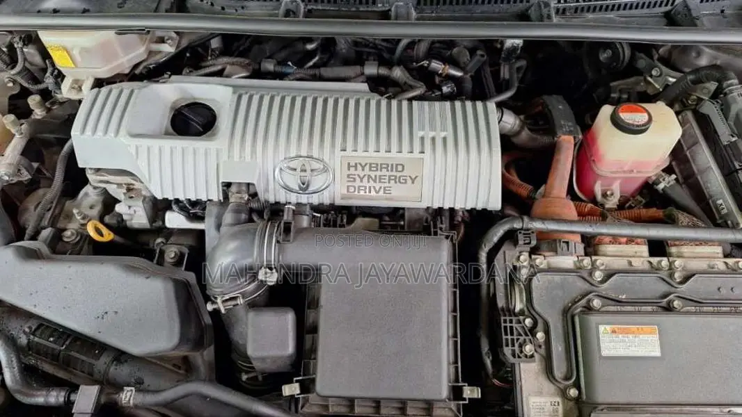 Toyota Prius 2014 Car (Used)