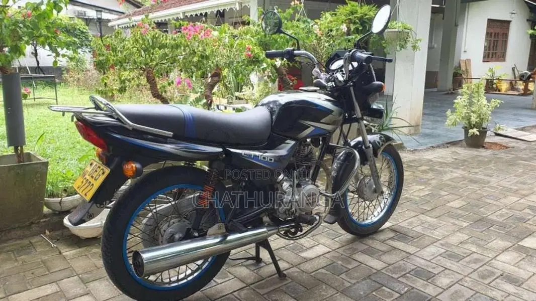 Bajaj CT-100 2016 Motorbike (Used)