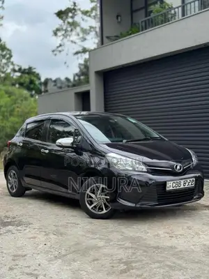 Toyota Vitz Jewela Safety 2016 Car (Used)