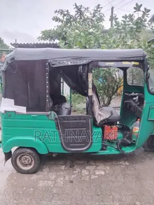 Bajaj 4 Stroke 2013 Three Wheel (Used)