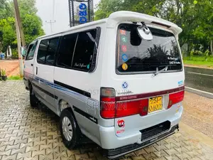 Toyota Dolphin Kota 102 1992 Van (Used)