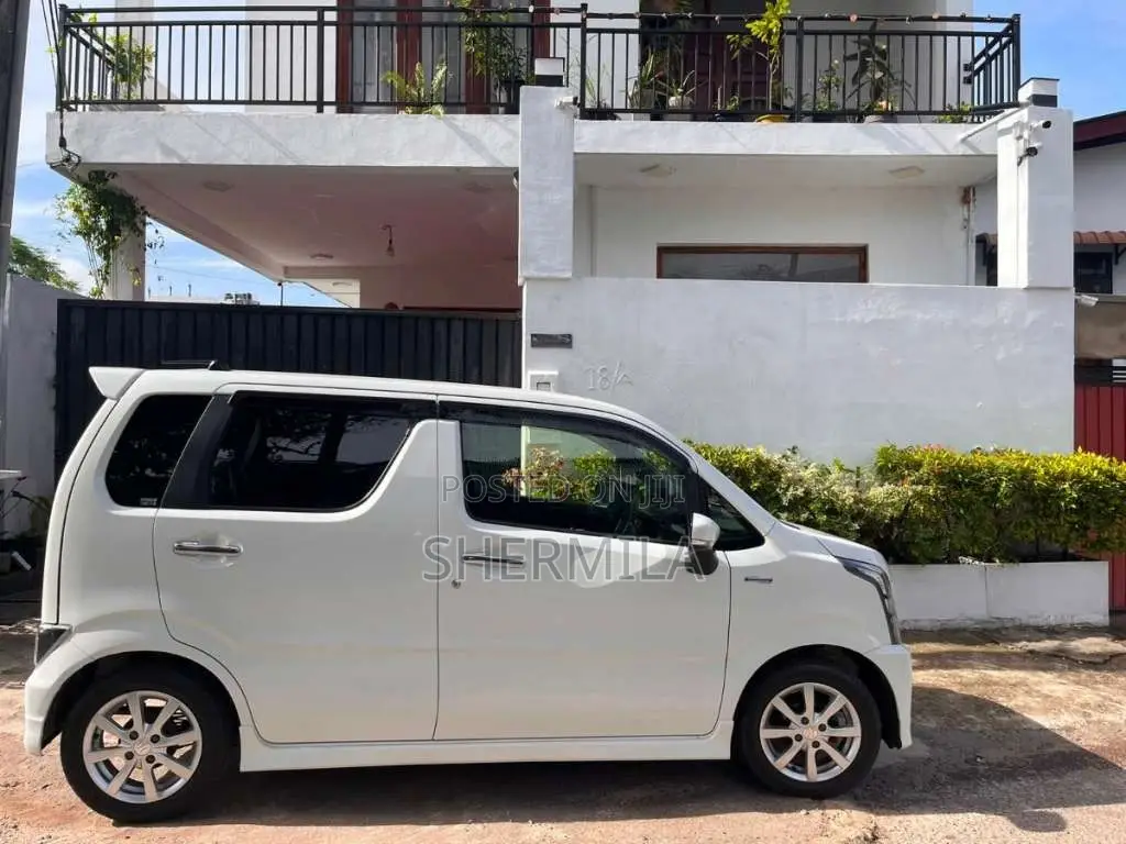 Suzuki Wagon R Stingray 2018 Car (Used)