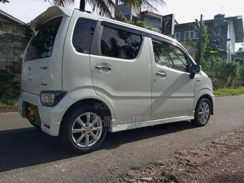 Suzuki Wagon R Stingray 2018 Car (Used)