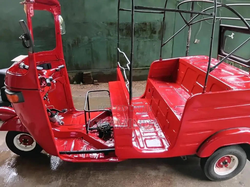 Bajaj RE 2003 Three Wheel (Used)