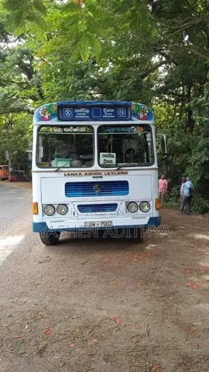Ashok-Leyland Comet 2002 Bus (Used)