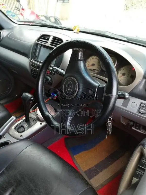 Toyota RAV4 2000 SUV (Used)