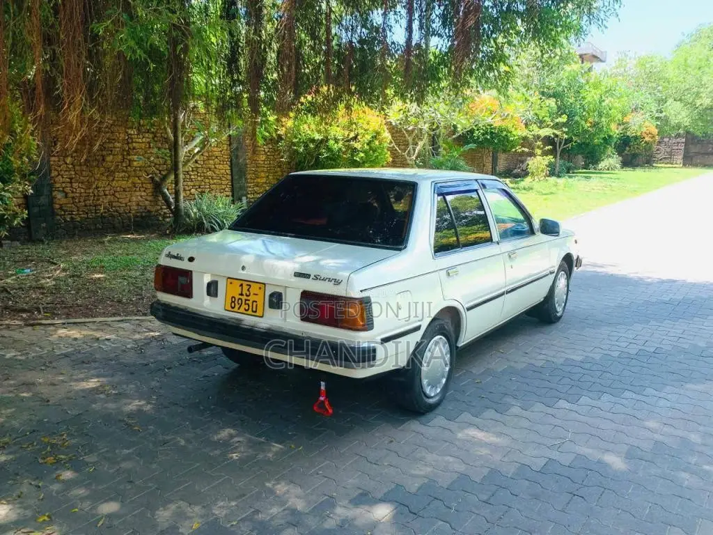 Nissan B11 1989 Car (Used)