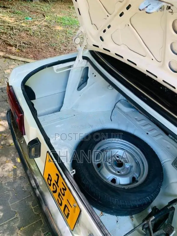 Nissan B11 1989 Car (Used)