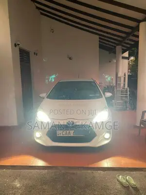 Toyota Aqua S 2013 Car (Used)