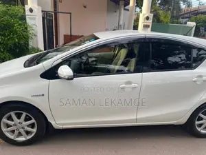 Toyota Aqua S 2013 Car (Used)
