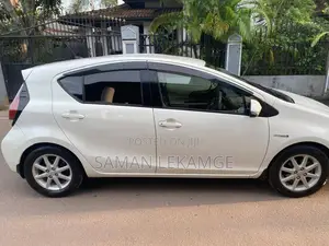 Toyota Aqua S 2013 Car (Used)