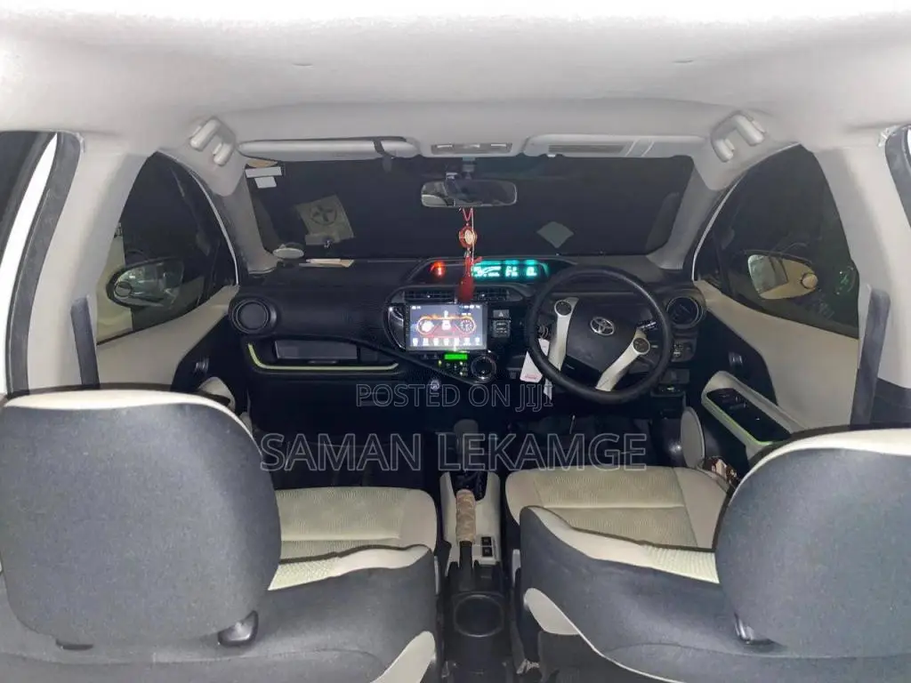 Toyota Aqua S 2013 Car (Used)