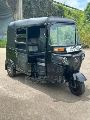 Bajaj 4 stroke 2018 Three Wheel (Used)