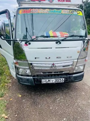 Mitsubishi Fuso 2013 Lorry (Used)