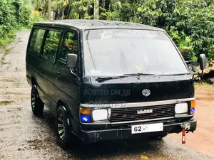 Toyota Shell Hiace 1987 Van (Used)