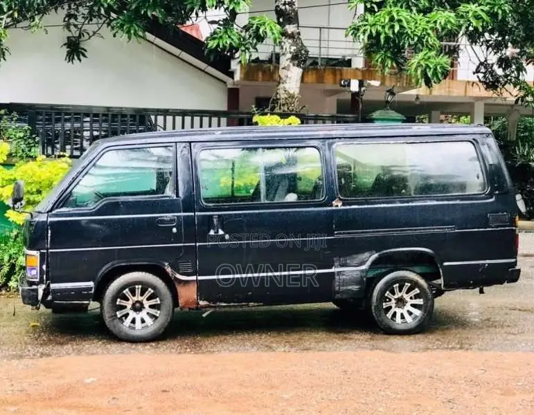 Toyota Shell Hiace 1987 Van (Used)