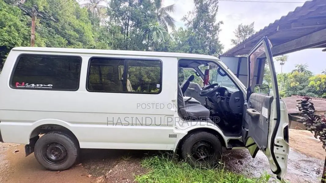 Nissan Vanette 2011 Van (Used)