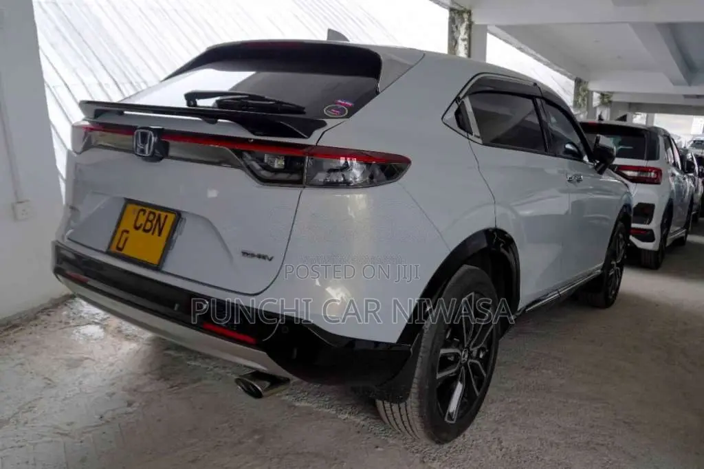 Honda Vezel 2023 SUV (Used)