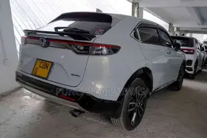 Honda Vezel 2023 SUV (Used)