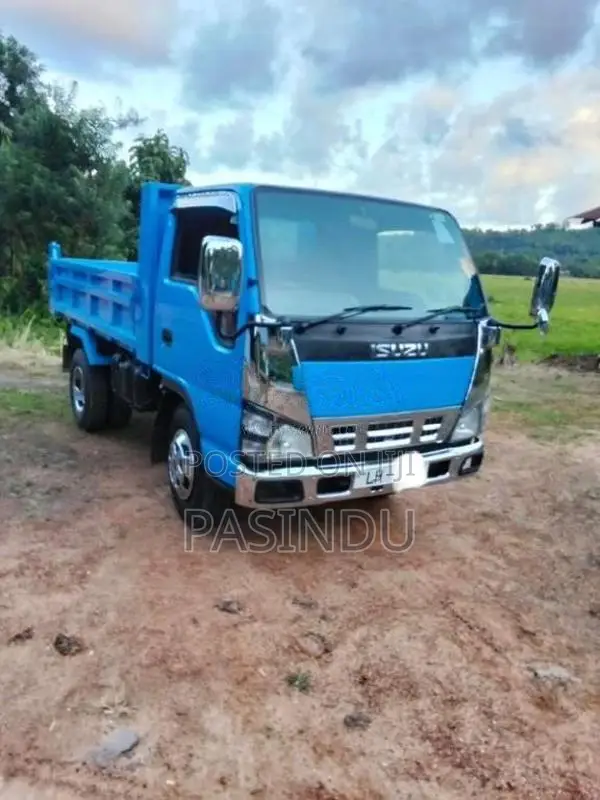 Isuzu Tipper 2003 Lorry (Used)