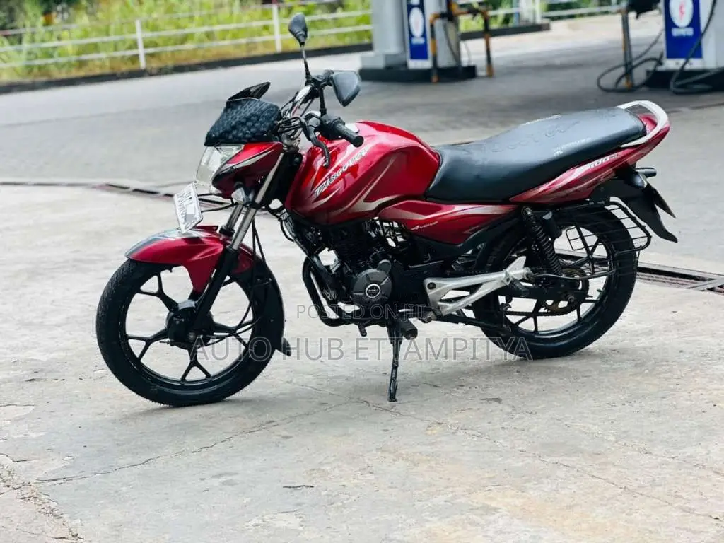 Bajaj Discover 100M 2015 Motorbike (Used)