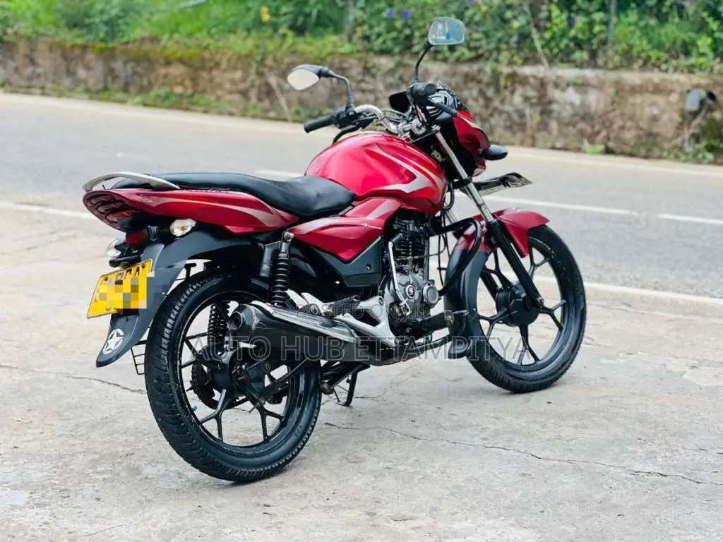 Bajaj Discover 100M 2015 Motorbike (Used)