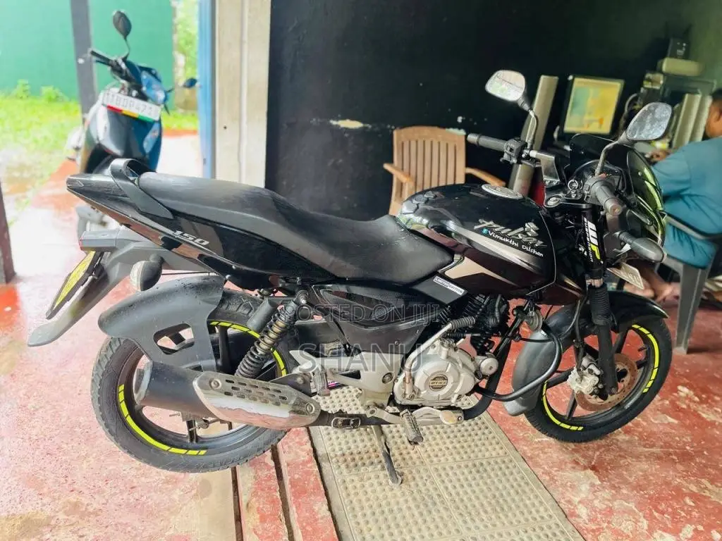Bajaj Pulsar 150 2017 Motorbike (Used)