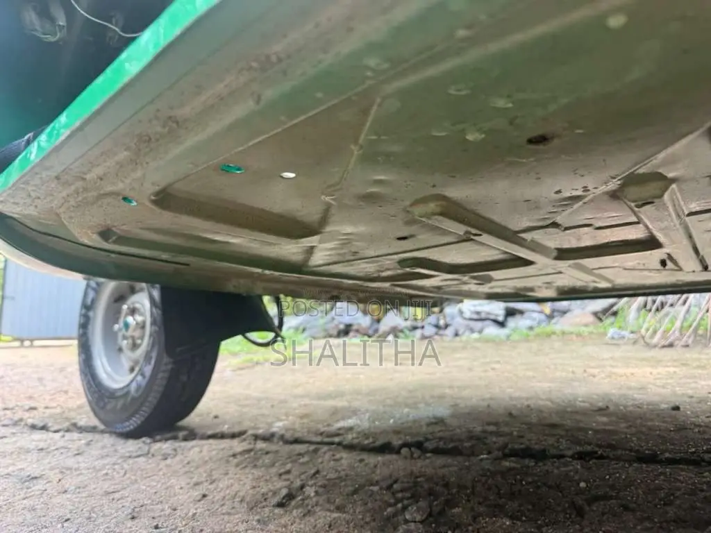 Bajaj 4 Stroke 2015 Three Wheel (Used)