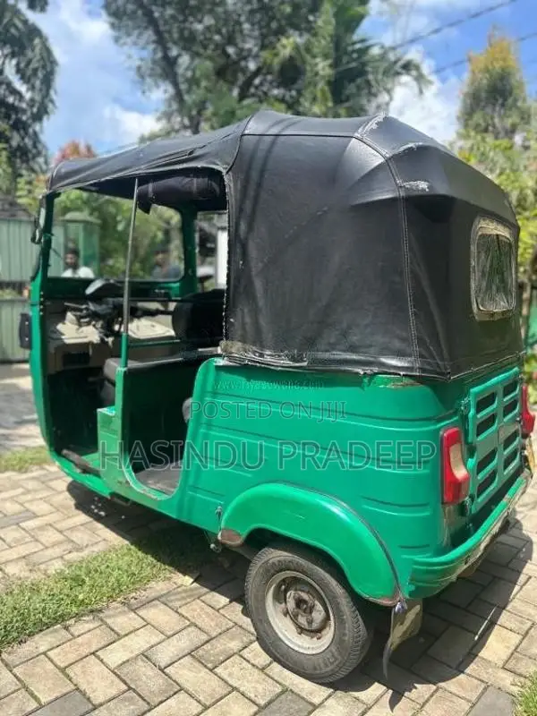 Bajaj RE 4 Stroke 2015 Three Wheel (Used)