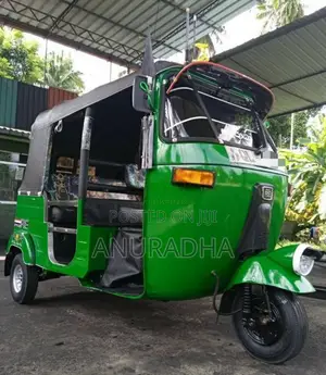 Bajaj 4 Stroke 2007 Three Wheel (Used)