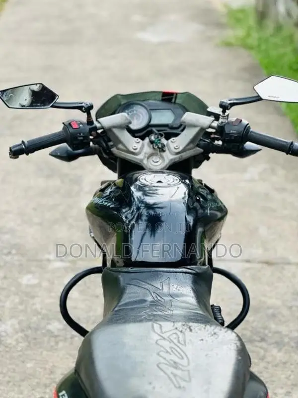 Bajaj Pulsar 2011 Motorbike (Used)